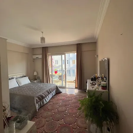 アパート Luxury At A Price And Close To The Sea