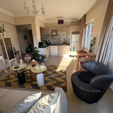 アパート Luxury At A Price And Close To The Sea